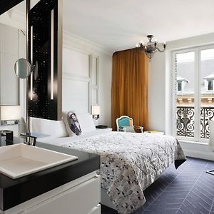 Kamer met een King Size Bed